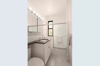 222 E 82nd Street #5A, New York, NY 10028 - Photo 6