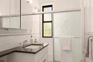 222 E 82nd St, New York City, NY 10028 - Photo 6