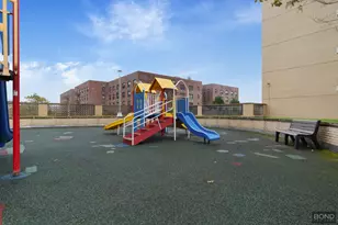 102-30 66th Rd, New York City, NY 11375 - Photo 20