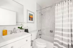 515 E 79th St, New York City, NY 10075 - Photo 8
