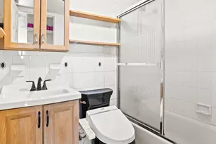 424 W 49th St, New York City, NY 10019 - Photo 10