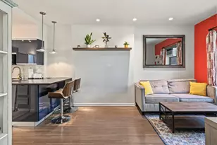 27 W 82 St, New York City, NY 10024 - Photo 2