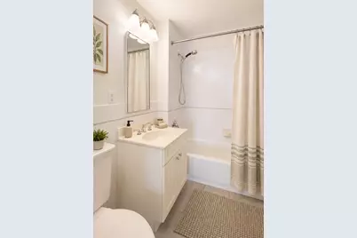 41-02 Queens Boulevard #5F, Sunnyside, NY 11104 - Photo 4