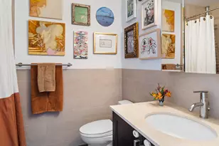 10 Slocum Pl, New York City, NY 11218 - Photo 8