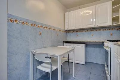 525 Ocean Parkway #4J, Brooklyn, NY 11218 - Photo 8