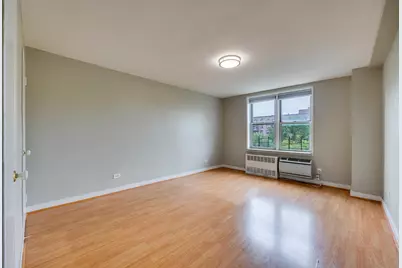 525 Ocean Parkway #4J, Brooklyn, NY 11218 - Photo 10