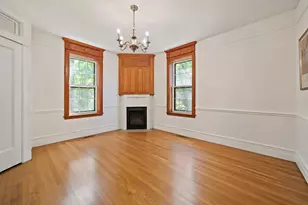 33-16 81st St, New York City, NY 11372 - Photo 2