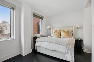 201 E 25th St, New York City, NY 10010 - Photo 2