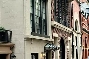 131 E 69th St, New York City, NY 10021 - Photo 12