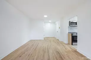 599 E 7th St, New York City, NY 11218 - Photo 4