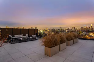 28 Herbert St, New York City, NY 11222 - Photo 8