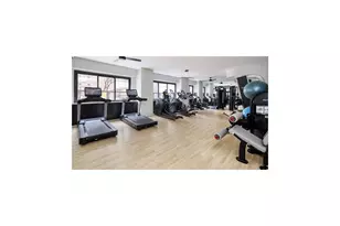 347 W 57th St, New York City, NY 10019 - Photo 4