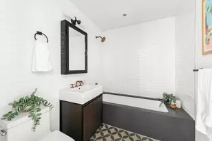 632 Lorimer St, New York City, NY 11211 - Photo 8