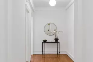 2 Beekman Pl, New York City, NY 10022 - Photo 4