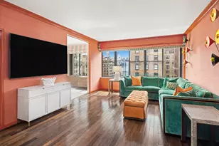 900 Park Ave, New York City, NY 10075 - Photo 1