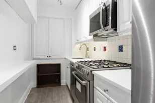 411 E 57th St, New York City, NY 10022 - Photo 4