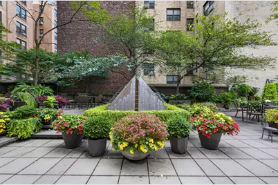 100 W 94th Street #8D, New York City, NY 10025 - Photo 20
