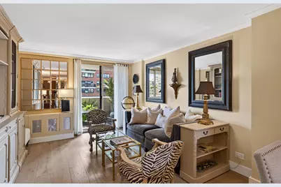 100 W 94th Street #8D, New York City, NY 10025 - Photo 8