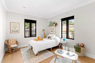 738 E 23rd St, New York City, NY 11210 - Photo 8