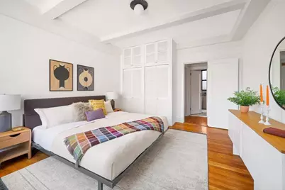 114 W 70th Street #6B, New York City, NY 10023 - Photo 6