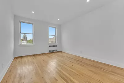 65-35 Yellowstone Boulevard #6F, Forest Hills, NY 11375 - Photo 2