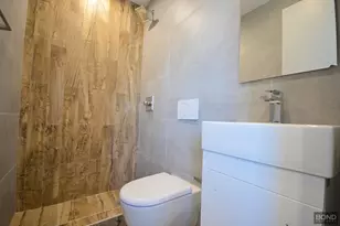 896 New York Ave, New York City, NY 11226 - Photo 6