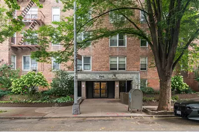 759 E 10th Street #1B, Brooklyn, NY 11230 - Photo 8