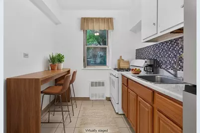 759 E 10th Street #1B, Brooklyn, NY 11230 - Photo 4