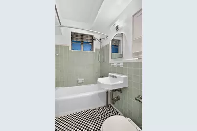 759 E 10th Street #1B, Brooklyn, NY 11230 - Photo 6