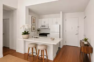 184 Kent Ave, New York City, NY 11249 - Photo 4