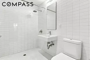 34 Monroe St, New York City, NY 11238 - Photo 10