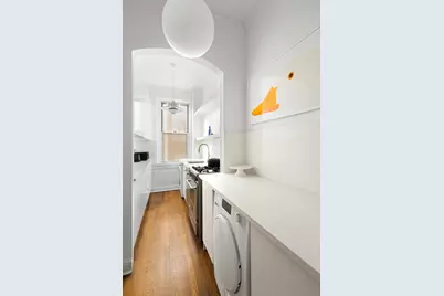 320 W 86th Street #5D, New York, NY 10024 - Photo 2