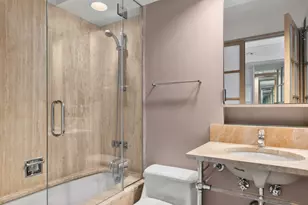 190 E 72nd St, New York City, NY 10021 - Photo 8
