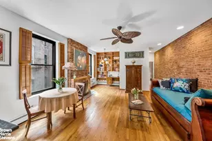 202 W 92nd St, New York, NY 10025 - Photo 1