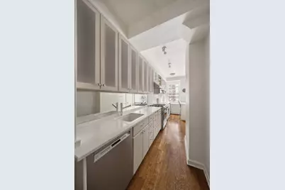 447 E 57th Street #10B, New York City, NY 10022 - Photo 8