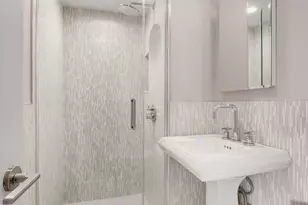 7 E 14th St, New York City, NY 10003 - Photo 12