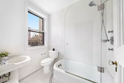 132 E 19th Street #6FRONT, New York City, NY 10003 - Photo 8