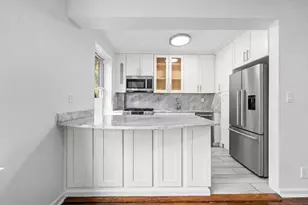 141-39 78th Rd, Flushing, NY 11367 - Photo 4