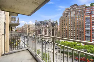 201 W 70th St, New York City, NY 10023 - Photo 2