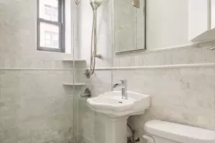 233 Park Pl, Brooklyn, NY 11238 - Photo 6