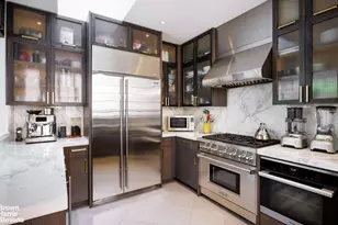 205 E 69th St, New York City, NY 10021 - Photo 10