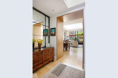 205 E 69th Street #PHA, New York City, NY 10021 - Photo 2
