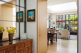 205 E 69th St, New York City, NY 10021 - Photo 2