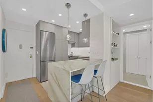 105 W 13th St, New York City, NY 10011 - Photo 4