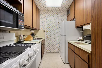 400 E 56th Street #23F, New York City, NY 10022 - Photo 8