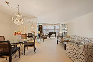 400 E 56th St, New York City, NY 10022 - Photo 2