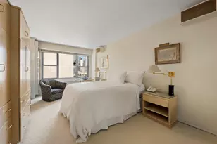 400 E 56th St, New York City, NY 10022 - Photo 10