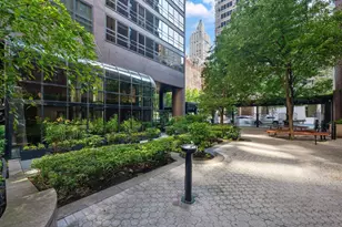 415 E 54th St, New York City, NY 10022 - Photo 18