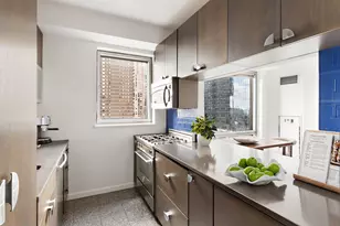 301 W 57th St, New York, NY 10019 - Photo 6