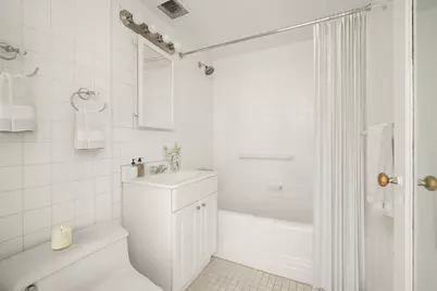 353 W 56th Street #5G, New York, NY 10019 - Photo 4